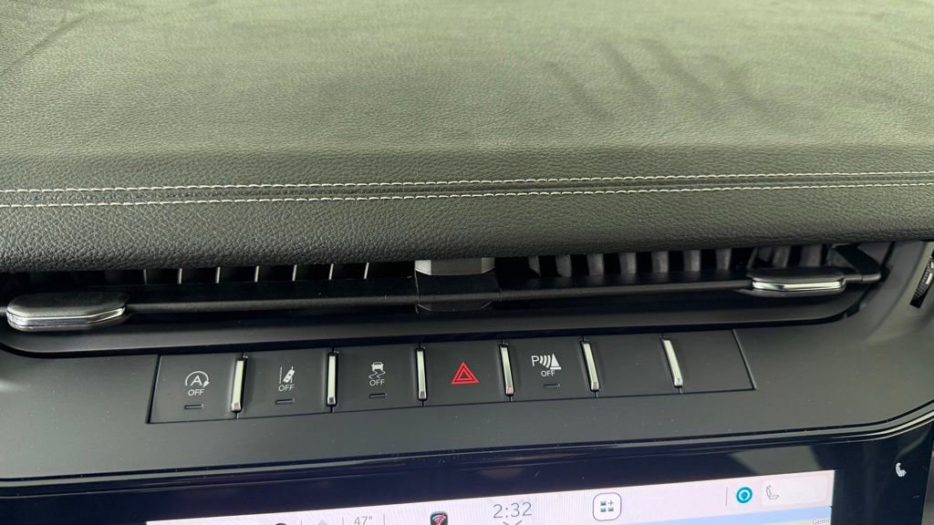 New 2026 Jeep Grand Cherokee L 4WD image 23