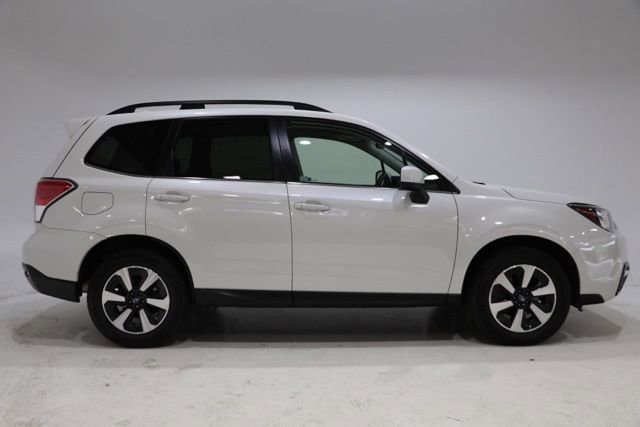 Used 2017 Subaru Forester 2.5i Limited w/ Popular Package #2 AWD/4WD image 7