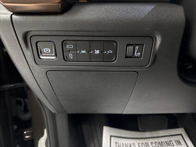 New 2025 GMC Hummer EV 3X w/ LPO, Cargo Utility Package AWD/4WD image 23