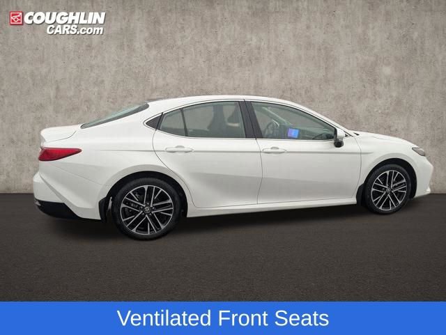 Used 2025 Toyota Camry XLE w/ Premium Plus Package image 9