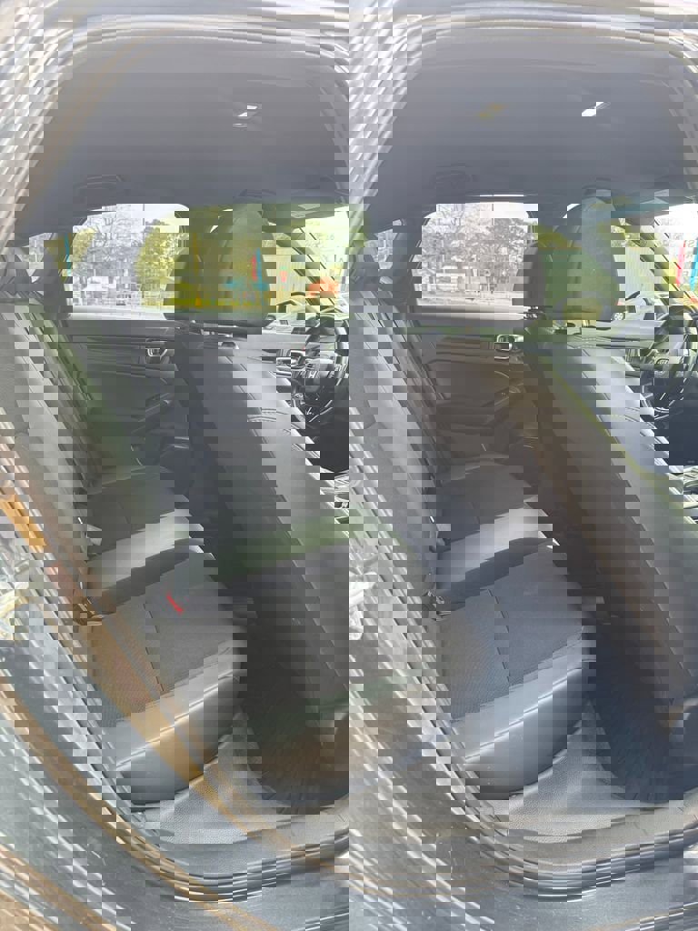 Used 2023 Honda Civic Sport image 15