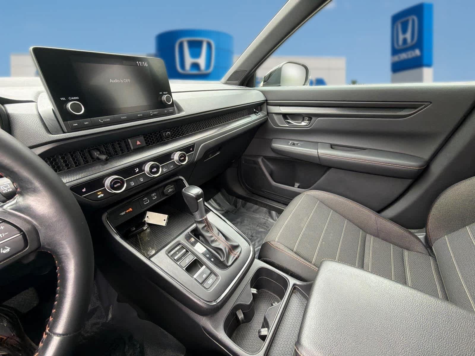 Used 2025 Honda CR-V Sport image 22