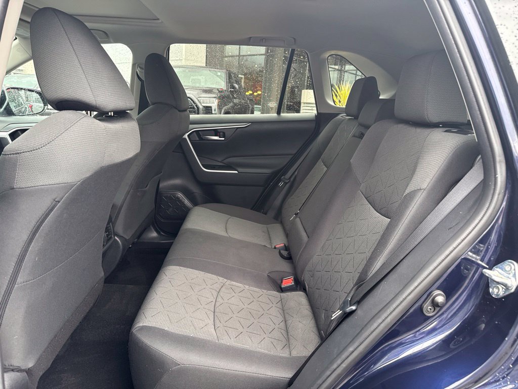 Certified 2021 Toyota RAV4 XLE w/ Convenience Package AWD/4WD image 12