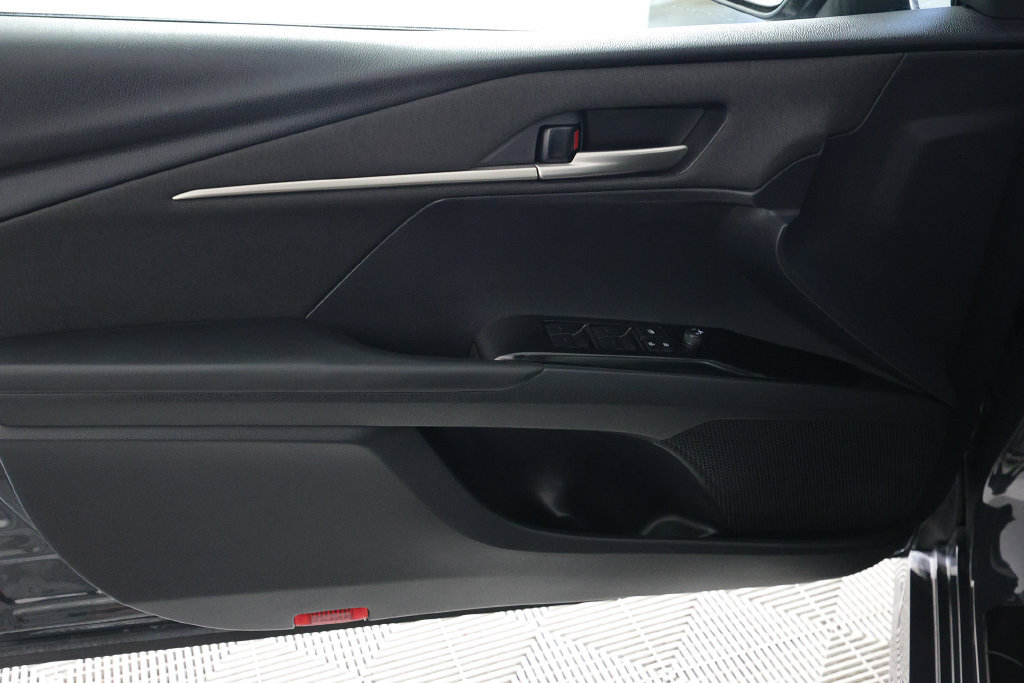 Used 2026 Toyota Camry LE FWD image 15