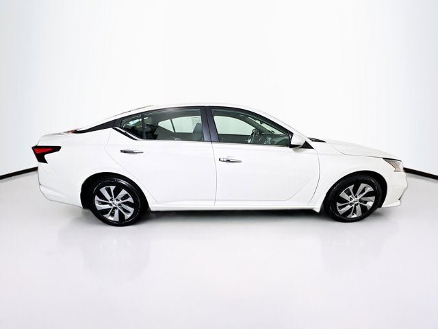 Used 2022 Nissan Altima 2.5 S FWD image 4