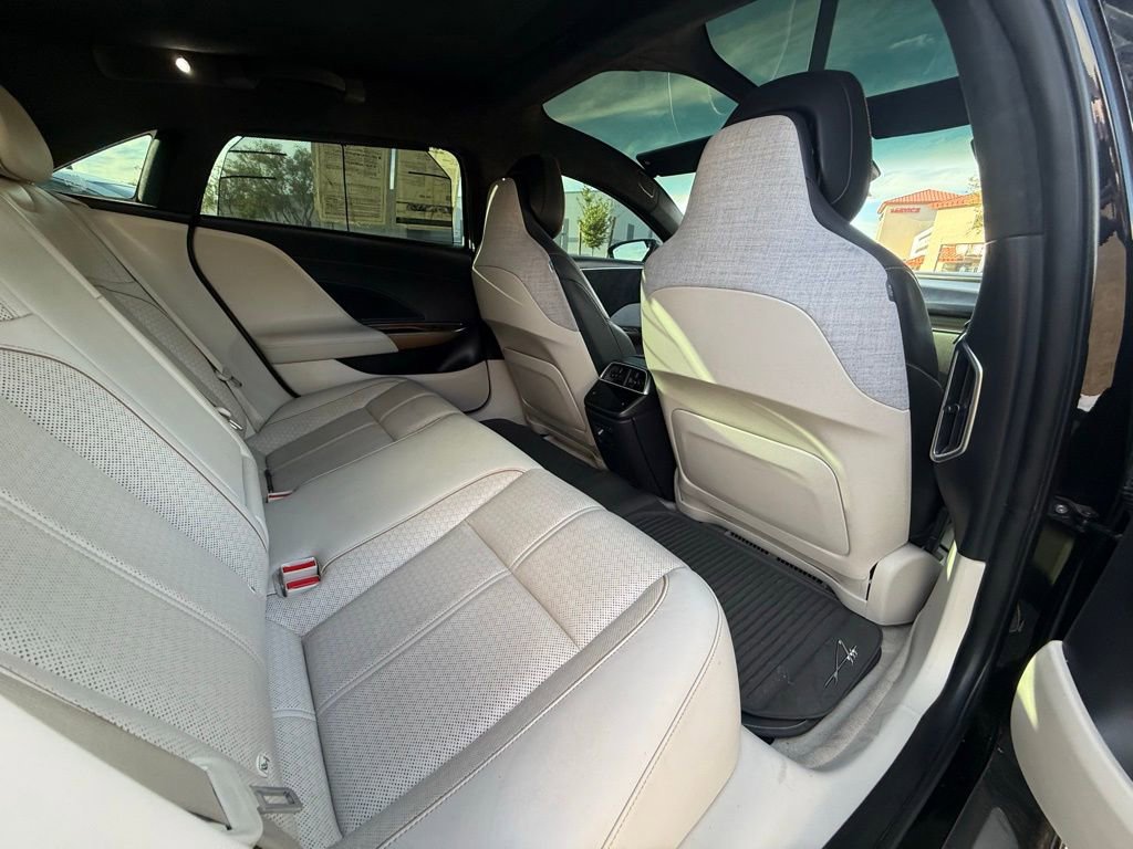 Used 2022 Lucid Air Grand Touring image 25