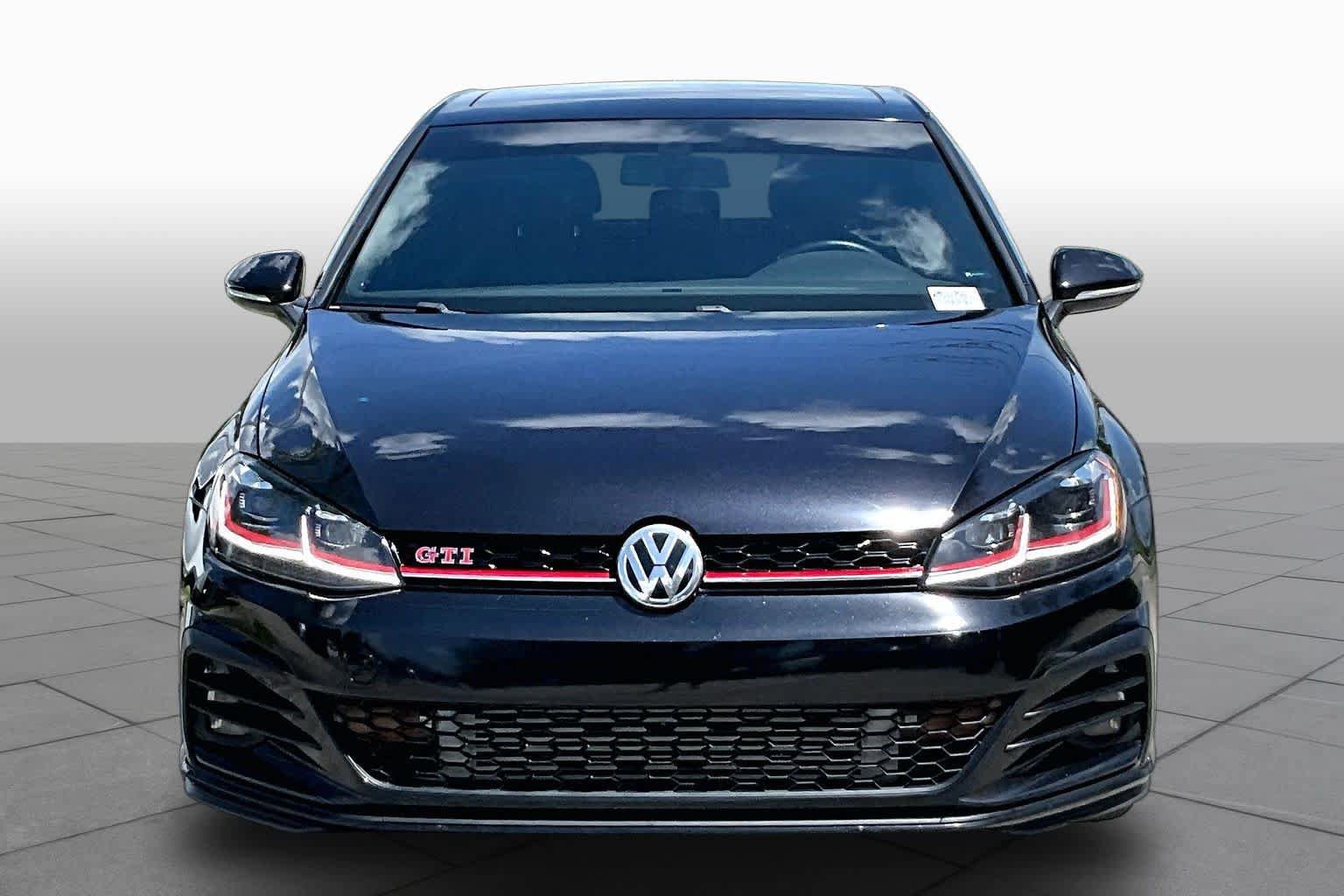 Used 2019 Volkswagen GTI SE w/ SE Experience Package FWD image 4