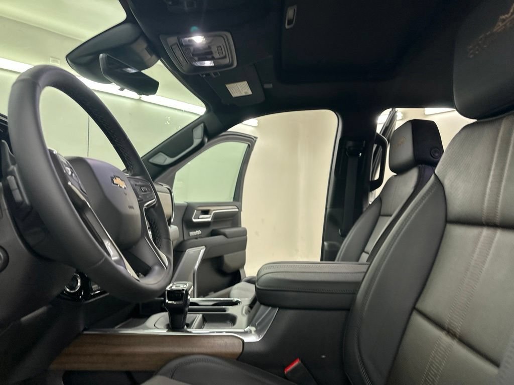 New 2026 Chevrolet Silverado 1500 High Country AWD/4WD image 37