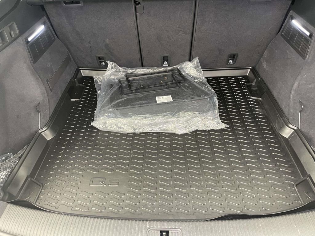 Certified 2023 Audi Q5 2.0T Premium w/ Convenience Package AWD/4WD image 20