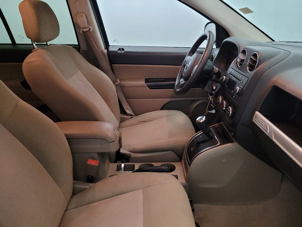 Used 2016 Jeep Compass Sport w/ Power Value Group image 21