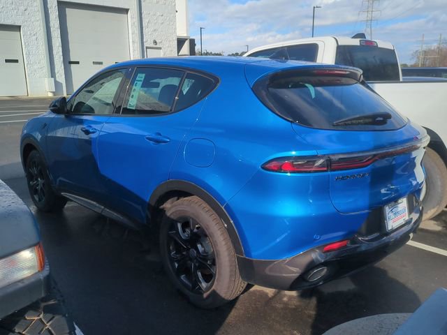 Certified 2024 Dodge Hornet R/T Plus w/ R/T Blacktop Package image 6