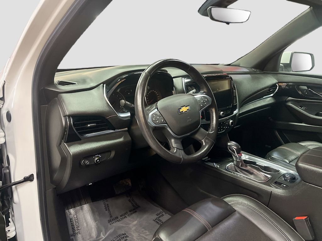 Used 2022 Chevrolet Traverse RS w/ LPO, Floor Liner Package image 9