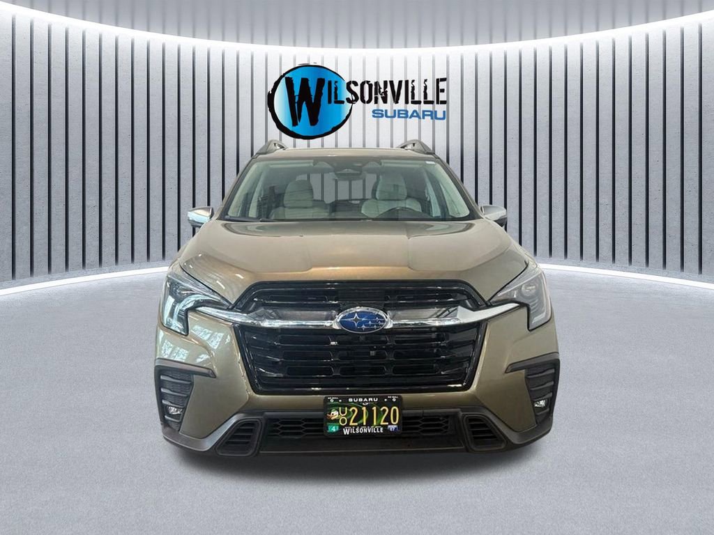 Used 2023 Subaru Ascent Limited w/ Technology Package AWD/4WD image 4