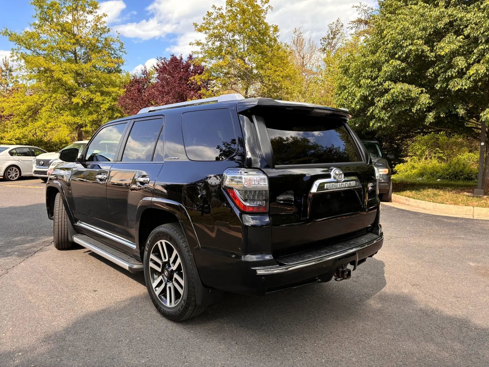 Used 2015 Toyota 4Runner 4WD image 6