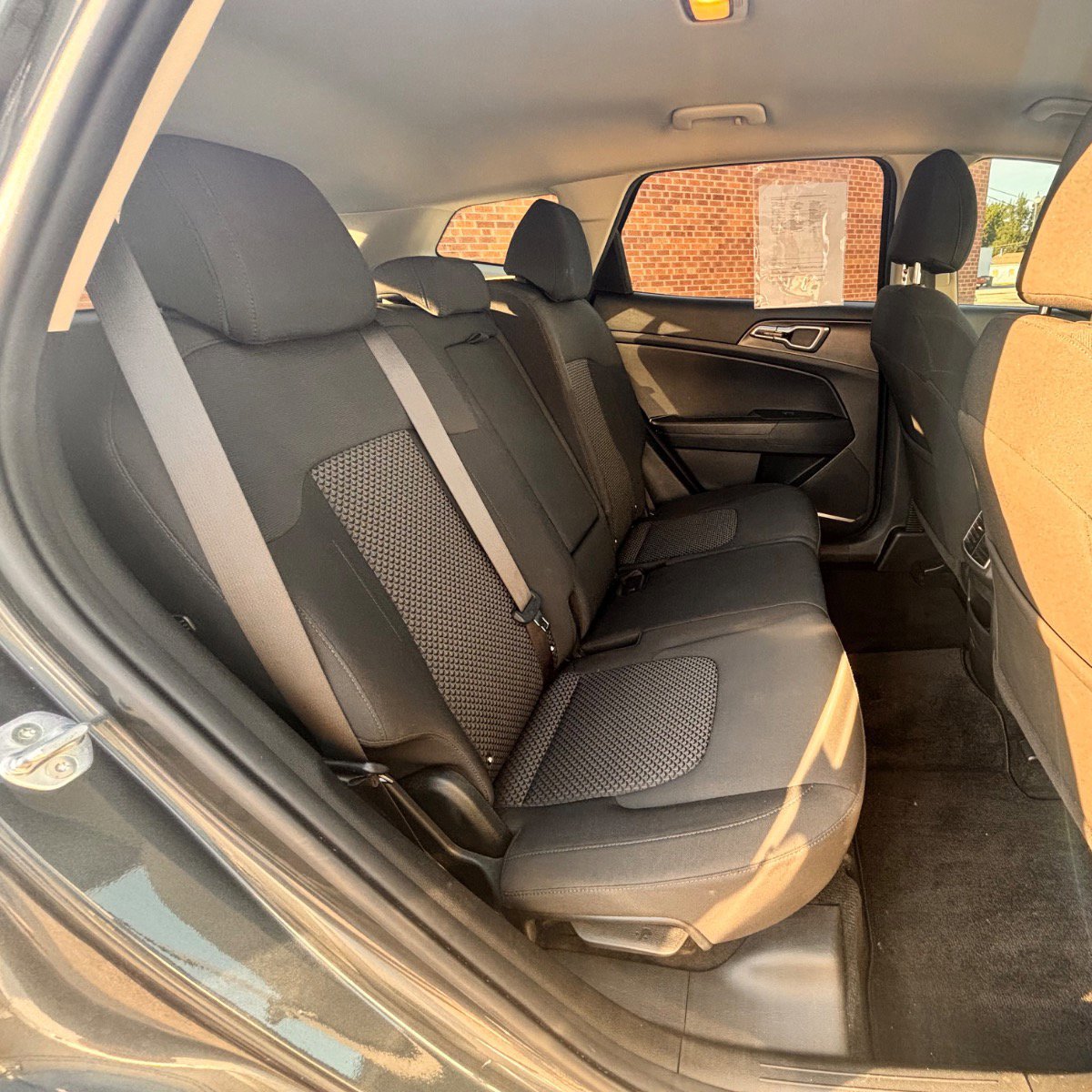 Used 2023 Kia Sportage LX image 22