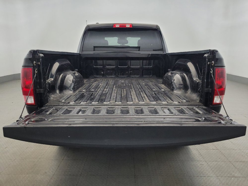 Used 2018 RAM 1500 Express AWD/4WD image 29