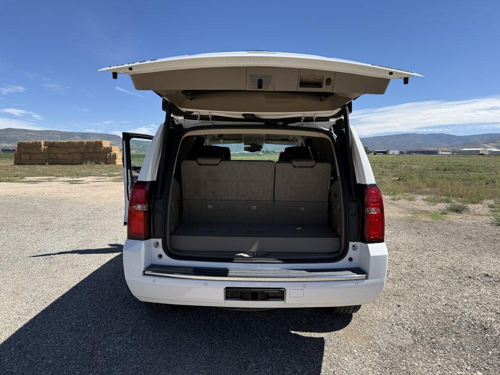 Used 2020 Chevrolet Tahoe Premier AWD/4WD image 32