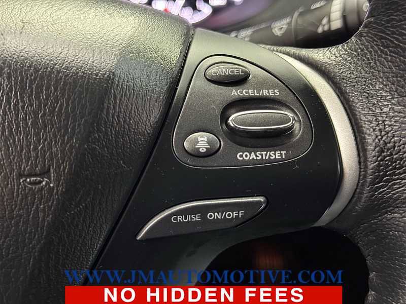 Used 2019 Nissan Pathfinder SL image 42