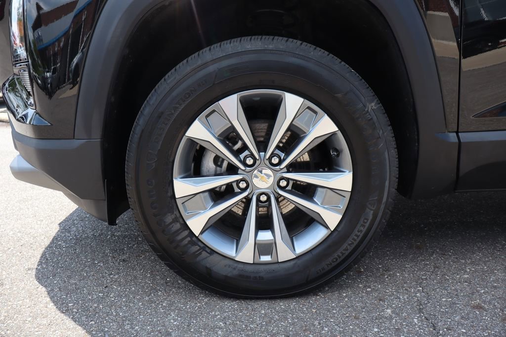 Used 2025 Chevrolet Equinox LT FWD image 24
