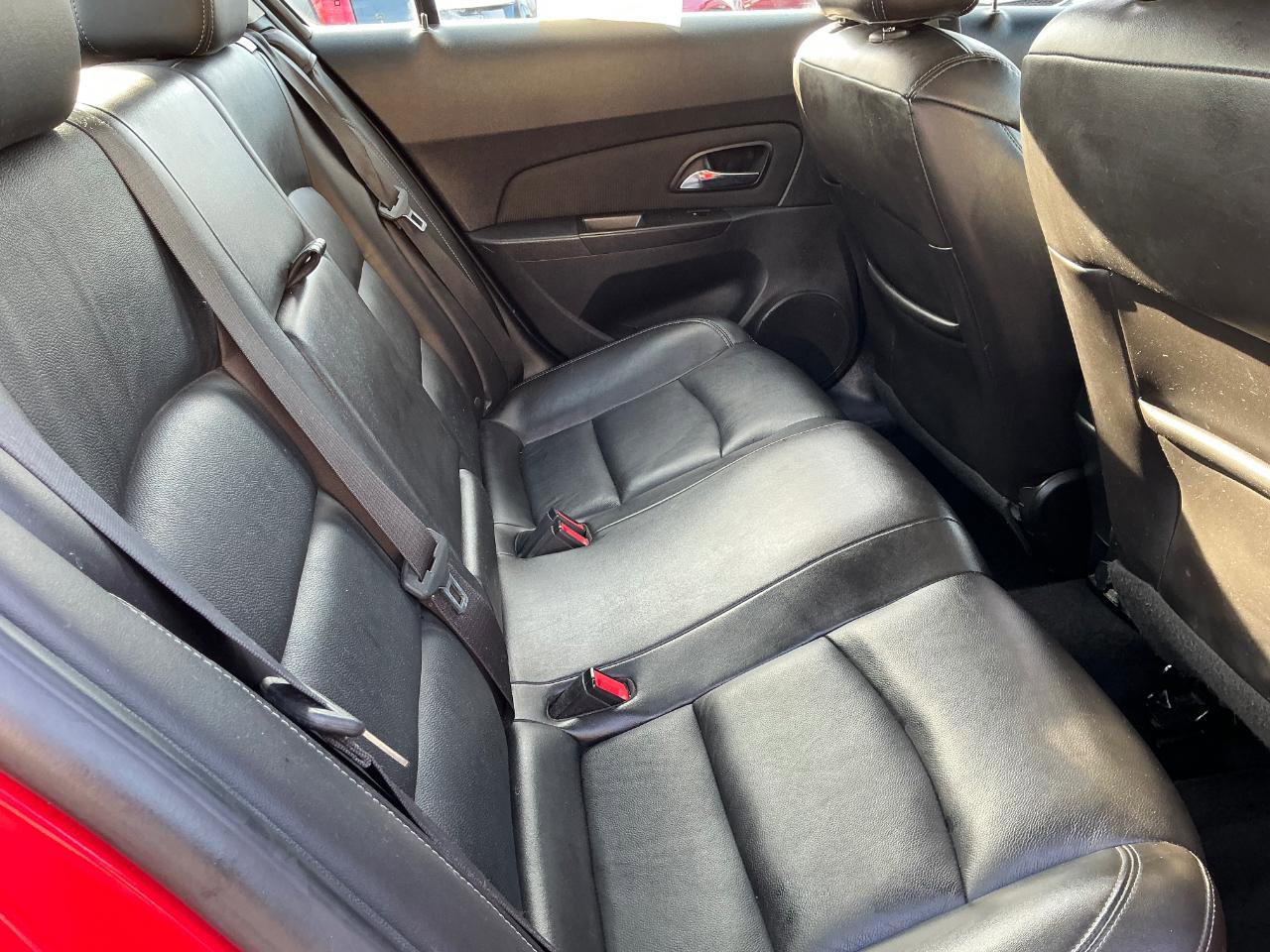 Used 2014 Chevrolet Cruze LT FWD image 11