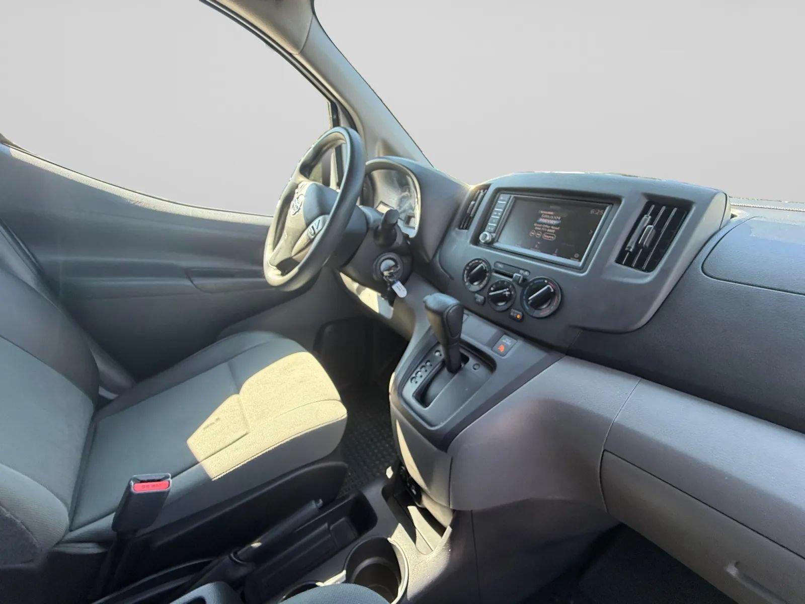 Used 2020 Nissan NV200 SV FWD image 33