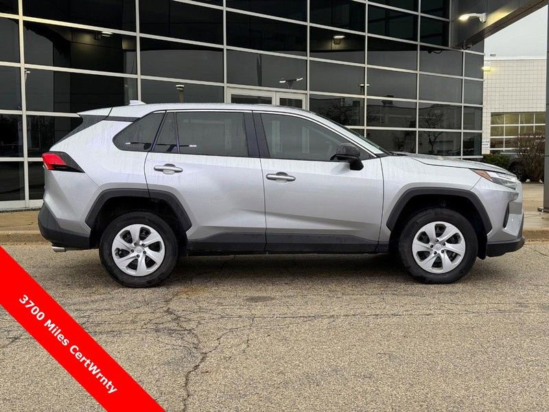 Used 2025 Toyota RAV4 LE video 2