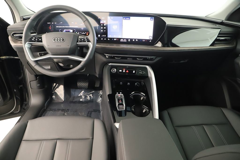 New 2025 Audi Q5 Premium AWD/4WD image 18