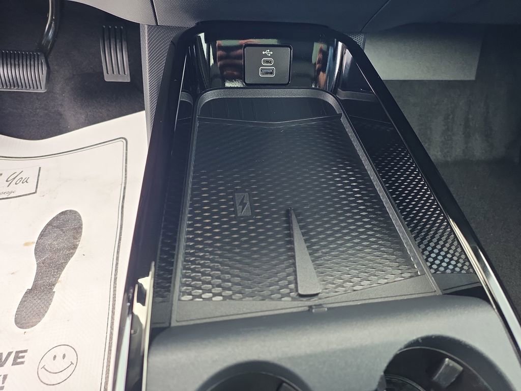 Used 2025 Ford Mustang Mach-E GT w/ Bronze Appearance Package image 21