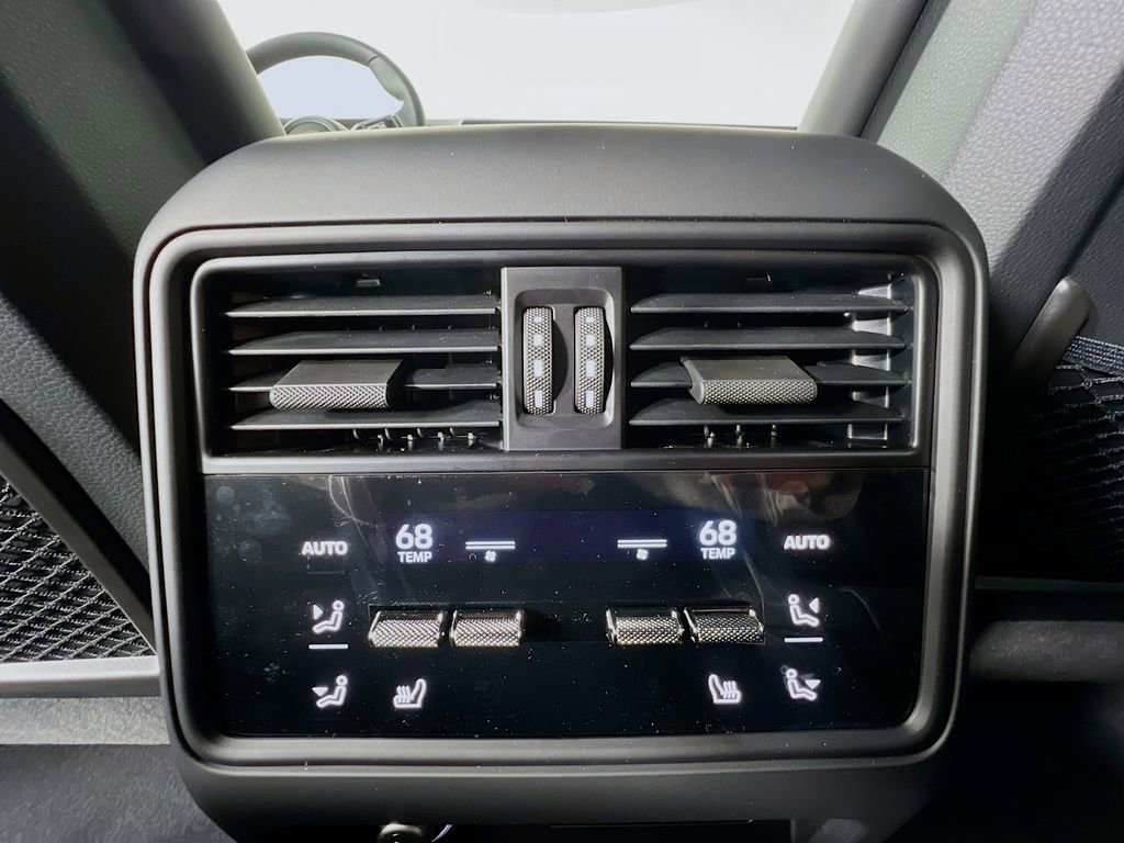 New 2026 Porsche Cayenne Coupe image 35