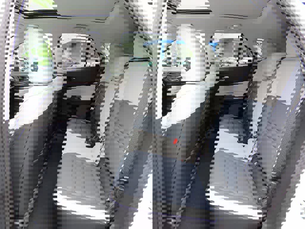 New 2026 Honda Prologue Touring image 13