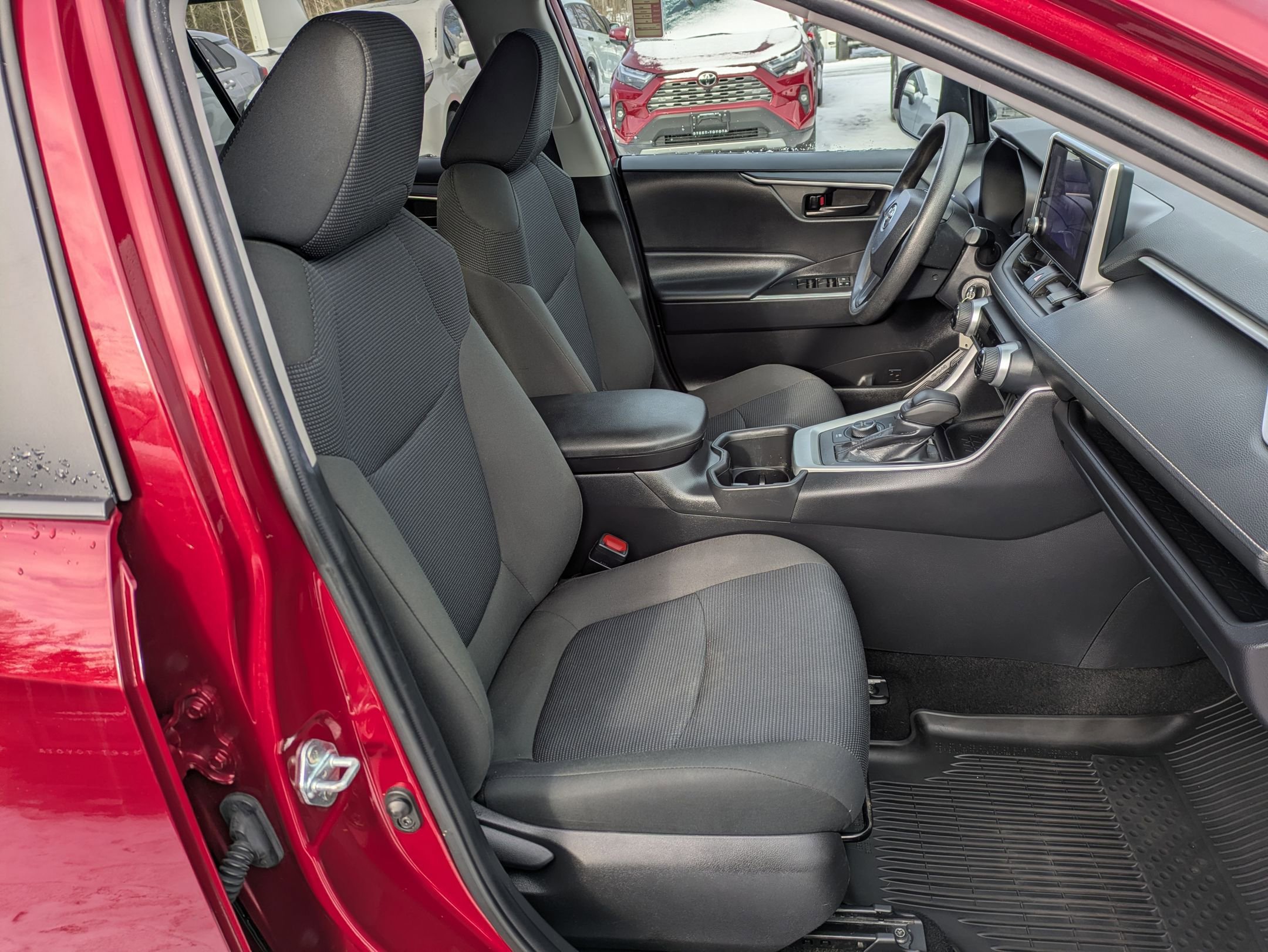 Used 2024 Toyota RAV4 LE image 20