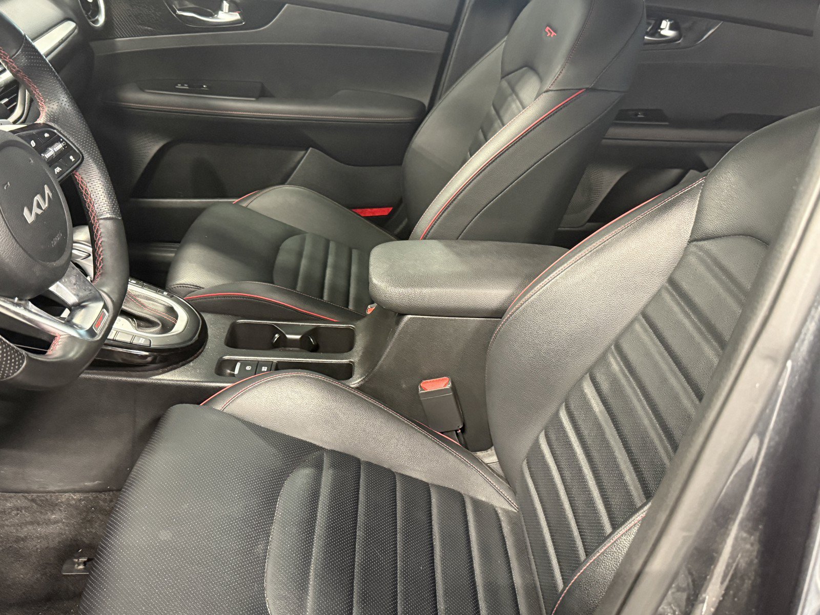 Used 2023 Kia Forte GT w/ GT2 Package FWD image 24