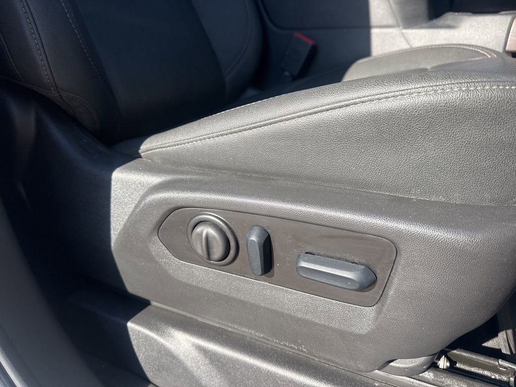 Used 2023 GMC Sierra 2500 SLT w/ SLT Premium Package image 51