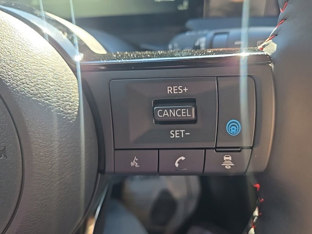New 2026 Nissan Kicks SR w/ SR Premium Package AWD/4WD image 18