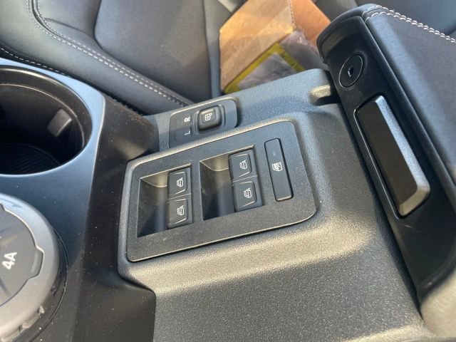 New 2025 Ford Bronco Badlands image 11