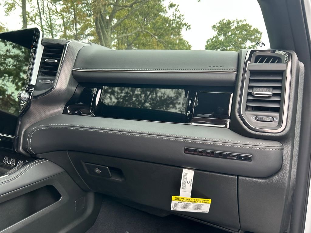 New 2026 RAM 3500 Limited image 32