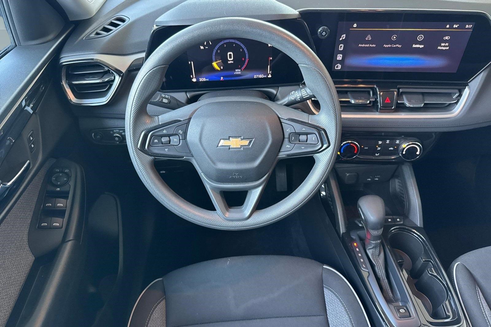 Used 2025 Chevrolet TrailBlazer LT image 27