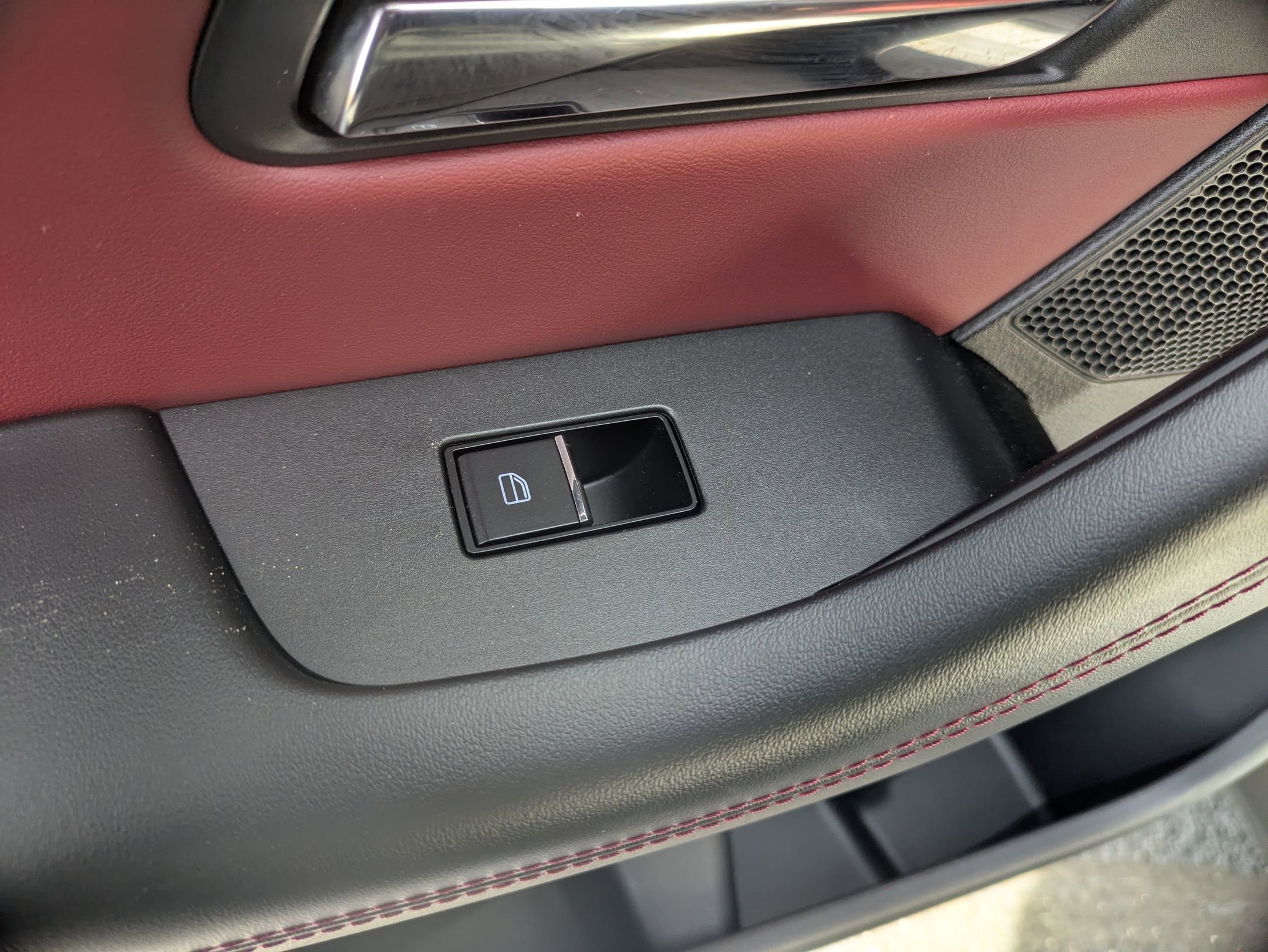 Certified 2025 MAZDA CX-70 Plug-In Hybrid w/ Premium Plus image 30