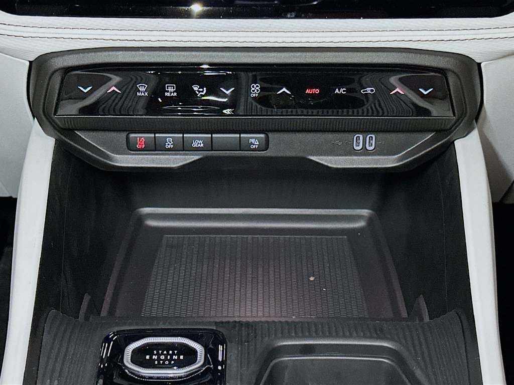 New 2026 Jeep Cherokee Limited AWD/4WD image 14