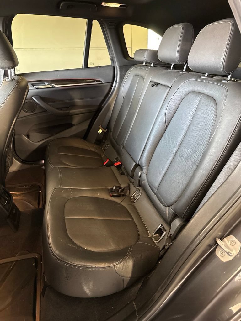 Used 2017 BMW X1 xDrive28i AWD/4WD image 5