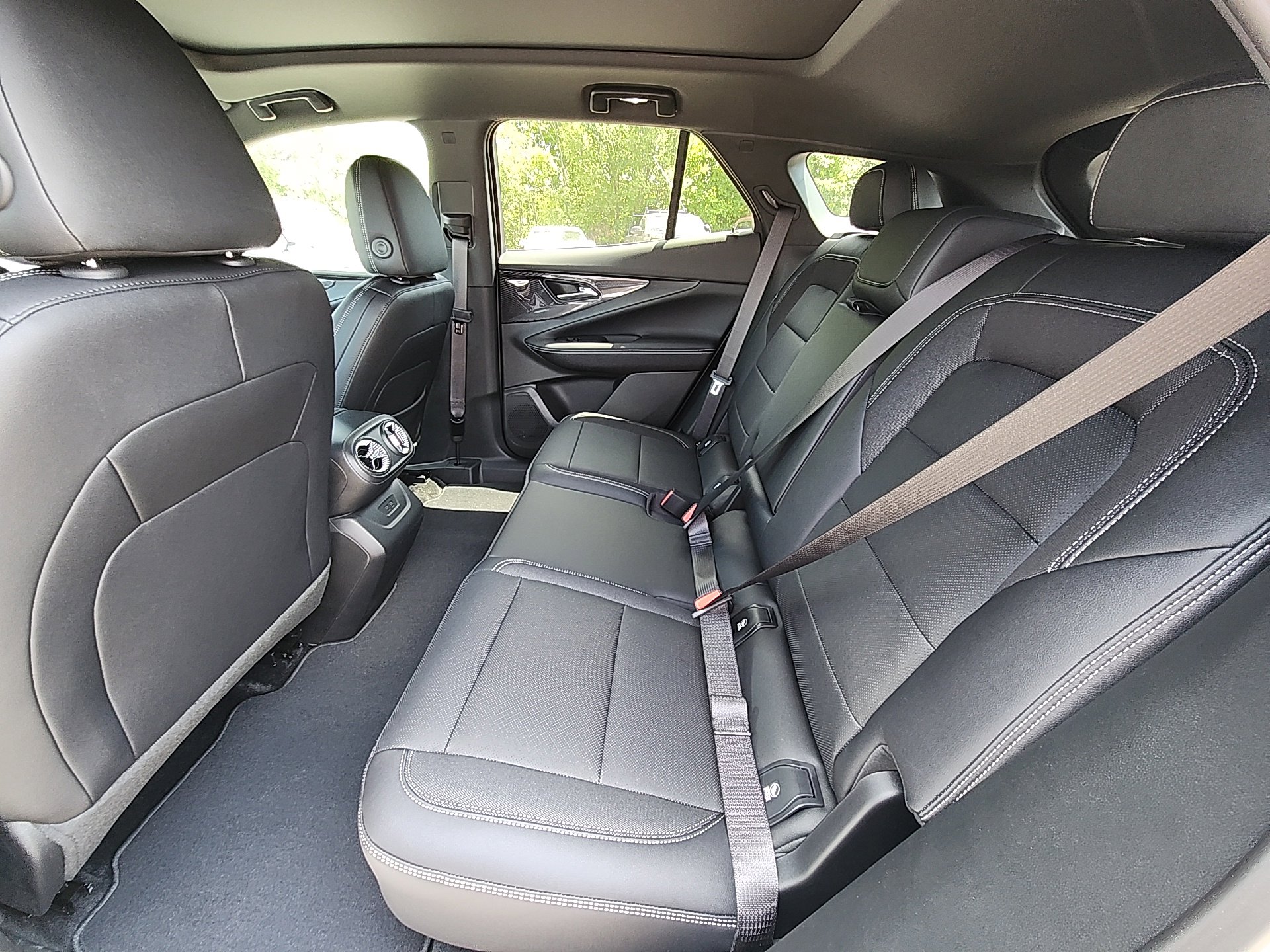 New 2025 Chevrolet Blazer EV LT w/ Super Cruise Package image 29