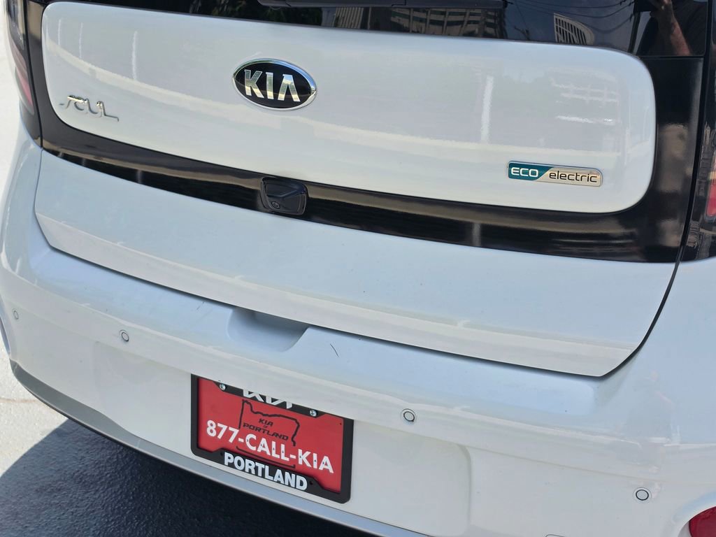 Used 2018 Kia Soul EV + w/ Sun & Fun Package FWD image 14