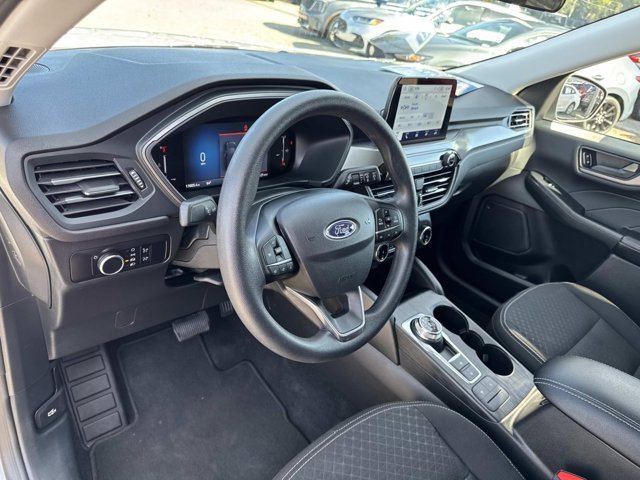 Used 2025 Ford Escape Active image 12