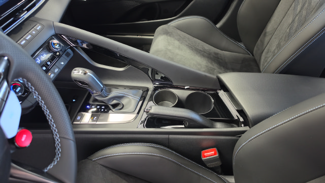 New 2026 Hyundai Elantra N FWD image 19