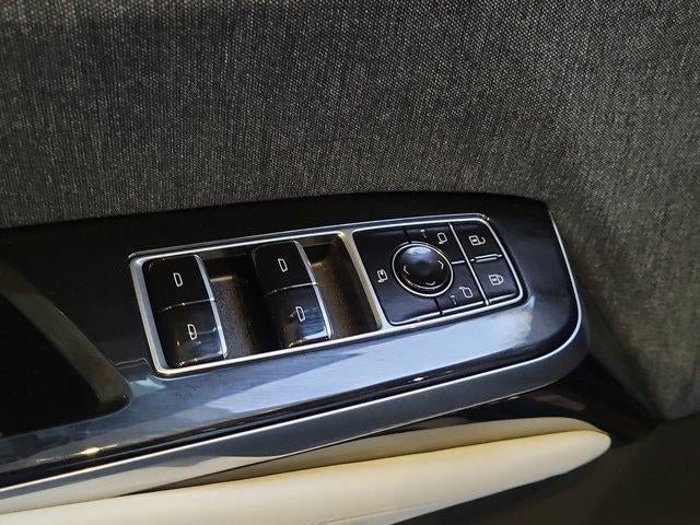 Certified 2026 Cadillac Escalade ESV Platinum Luxury AWD/4WD image 22