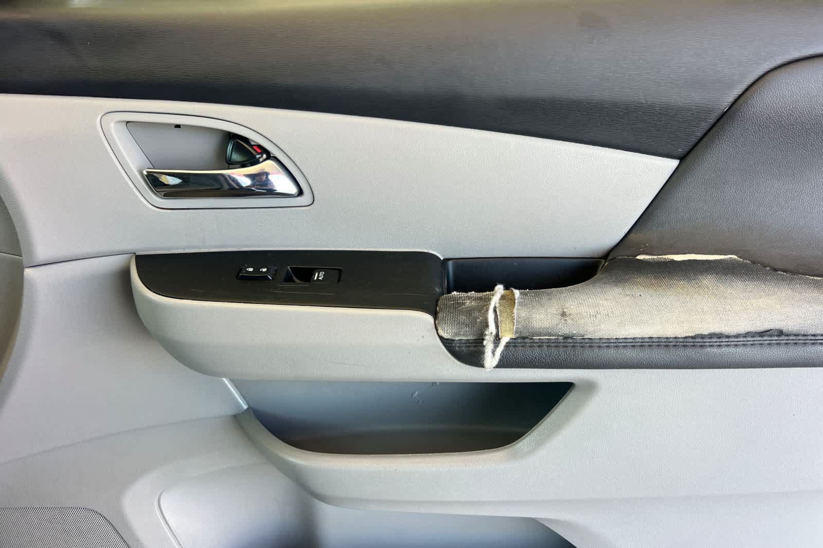 Used 2016 Honda Odyssey SE image 21