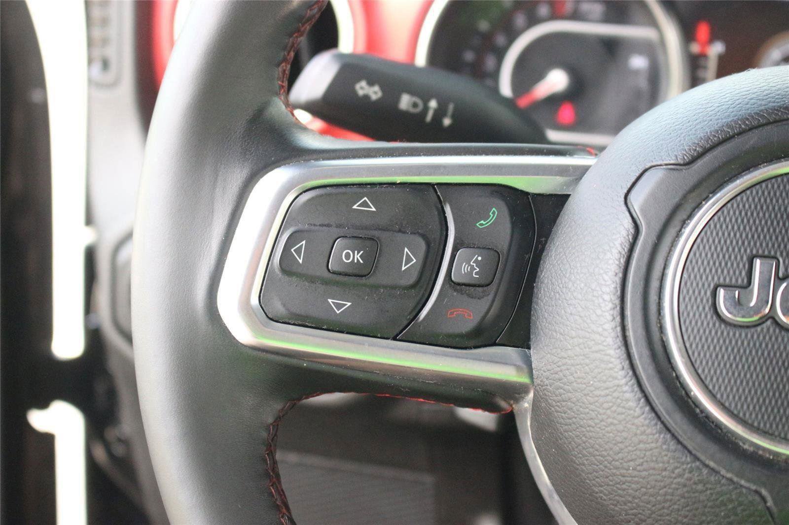 Used 2018 Jeep Wrangler Unlimited Rubicon w/ Cold Weather Group image 19