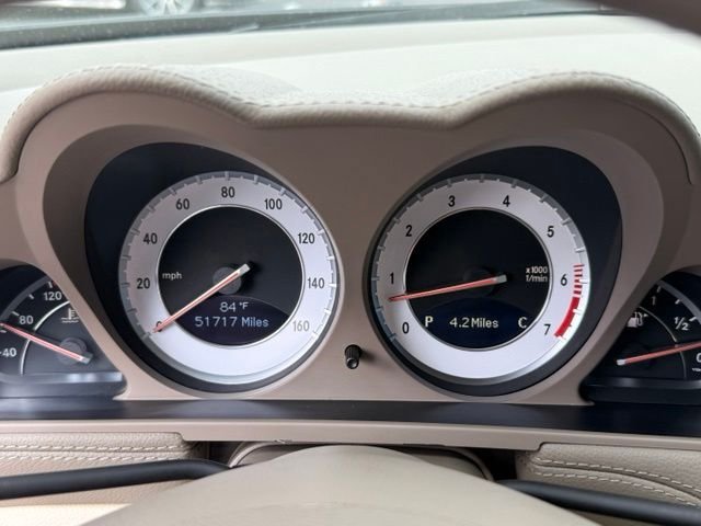 Used 2012 Mercedes-Benz SL 550 image 13