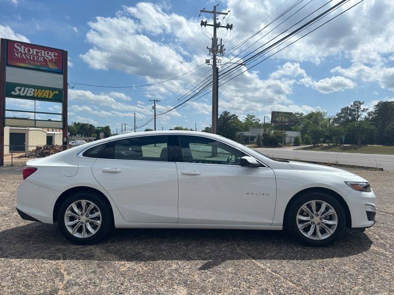 Used 2023 Chevrolet Malibu LT FWD image 3
