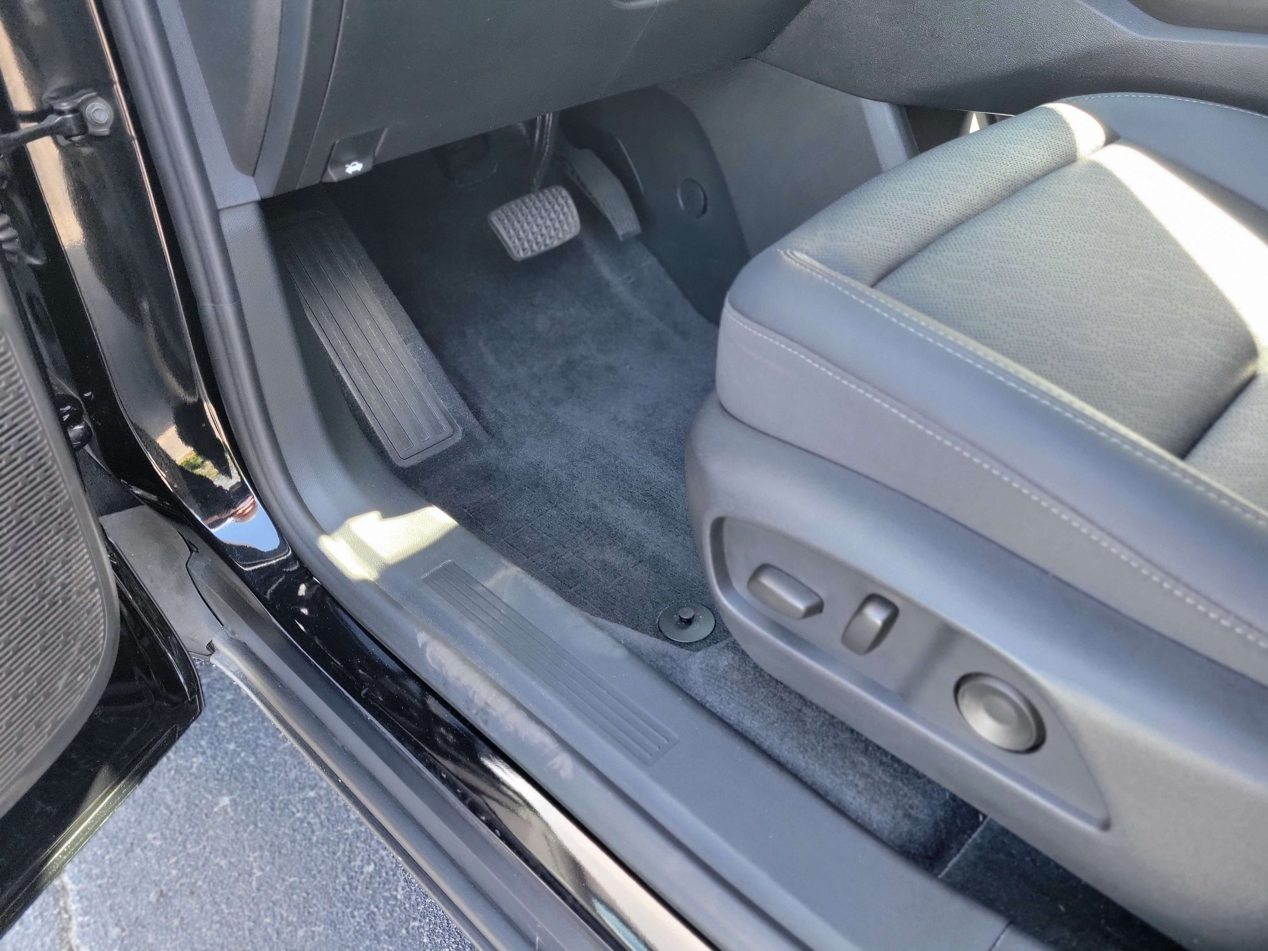 Certified 2026 Chevrolet Equinox LT w/ Convenience Package II FWD image 26
